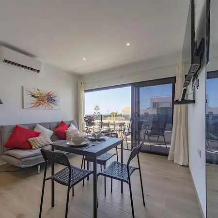 Luxury Bocaina Sea Front Apartment Playa Honda (Lanzarote)