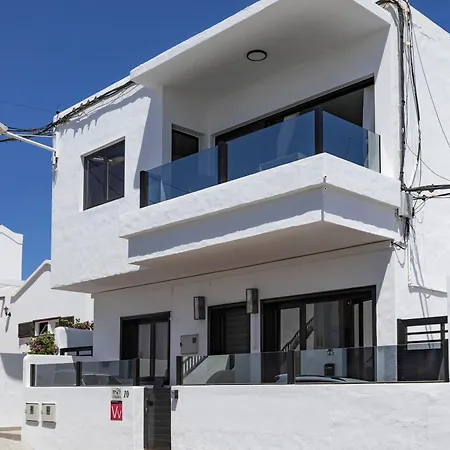 Luxury Bocaina Sea Front Apartment Playa Honda (Lanzarote)